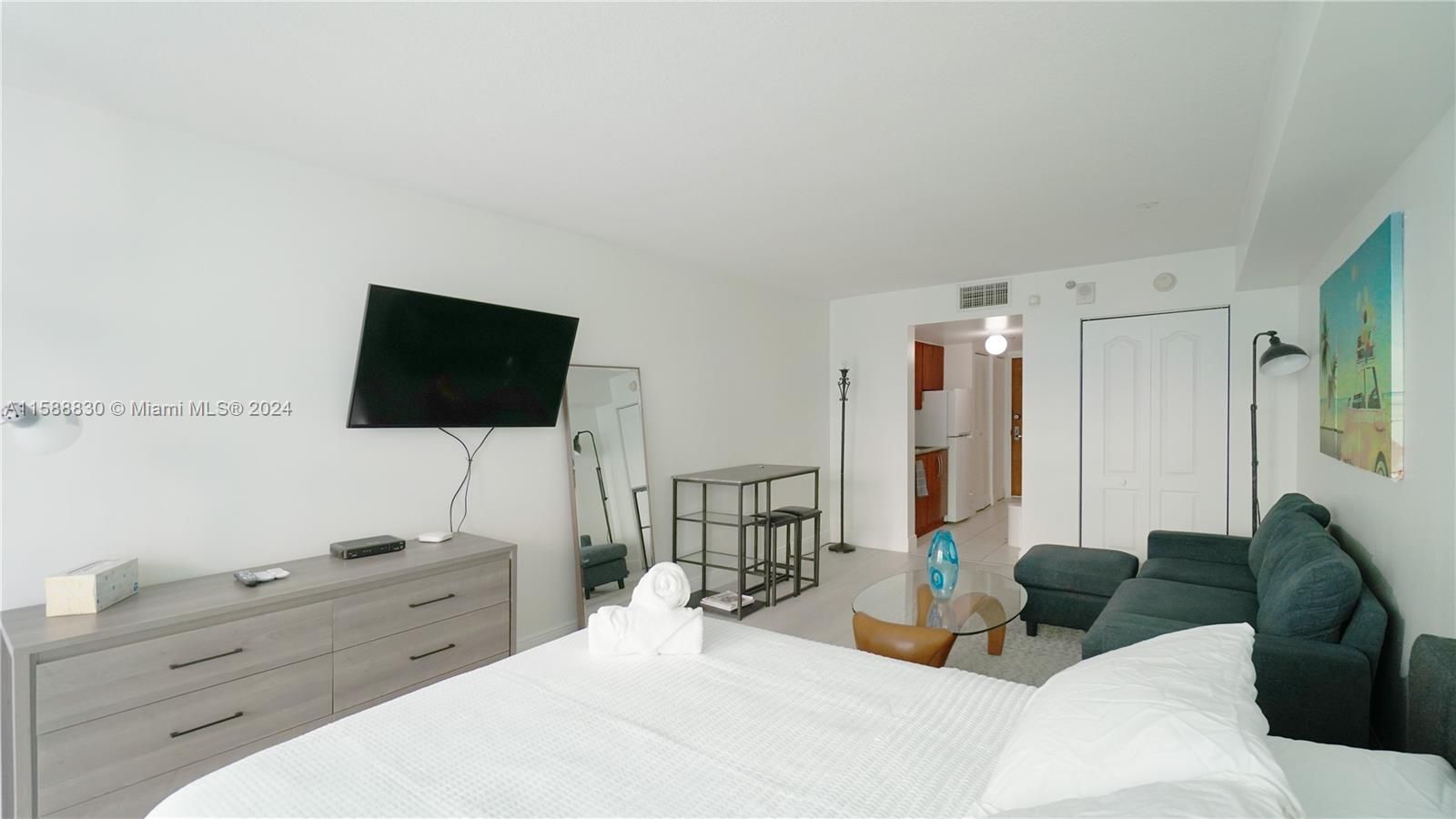 1200 Brickell Bay Dr 3410