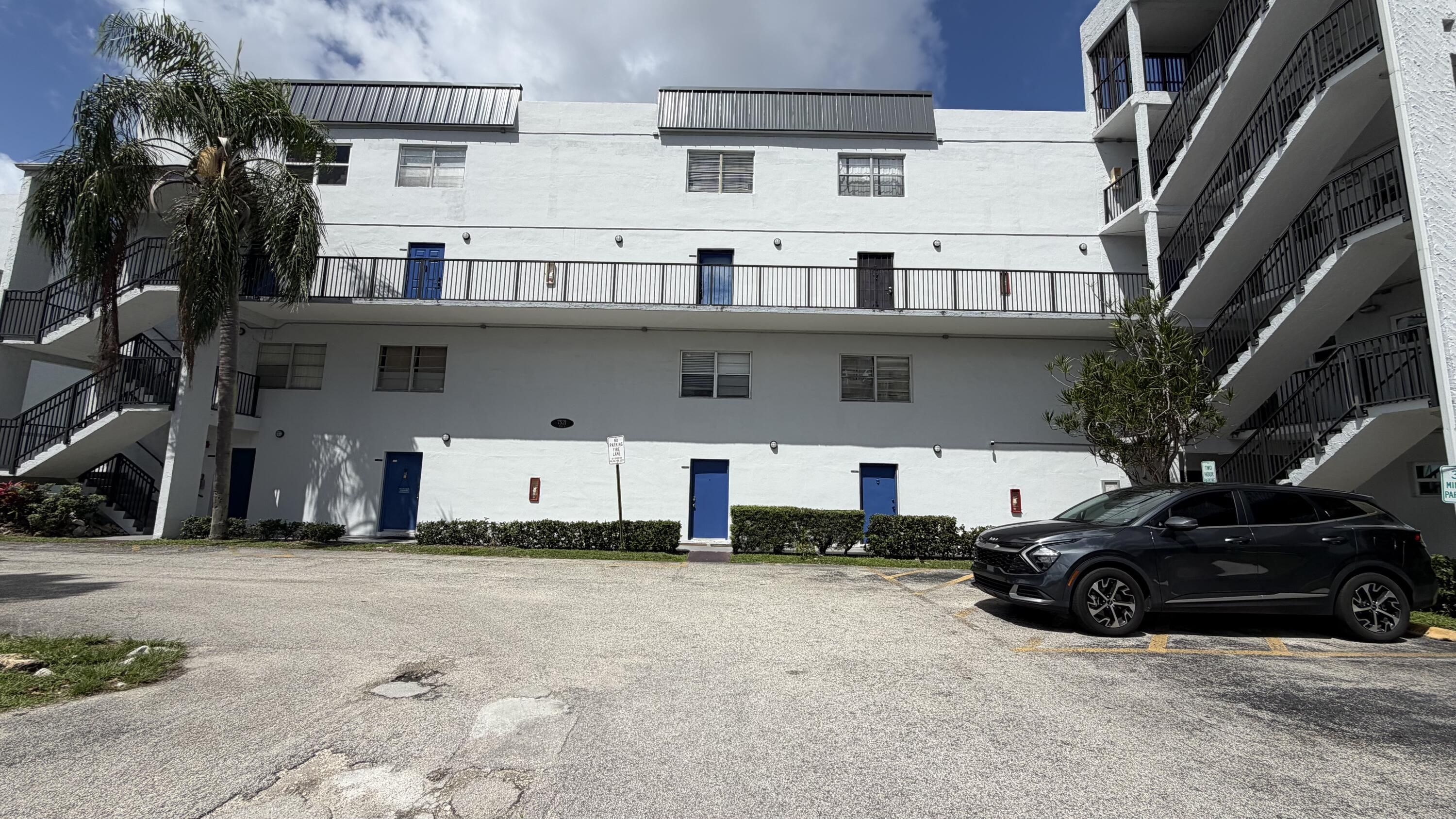 7541 Nw 16th Street Nw 1105