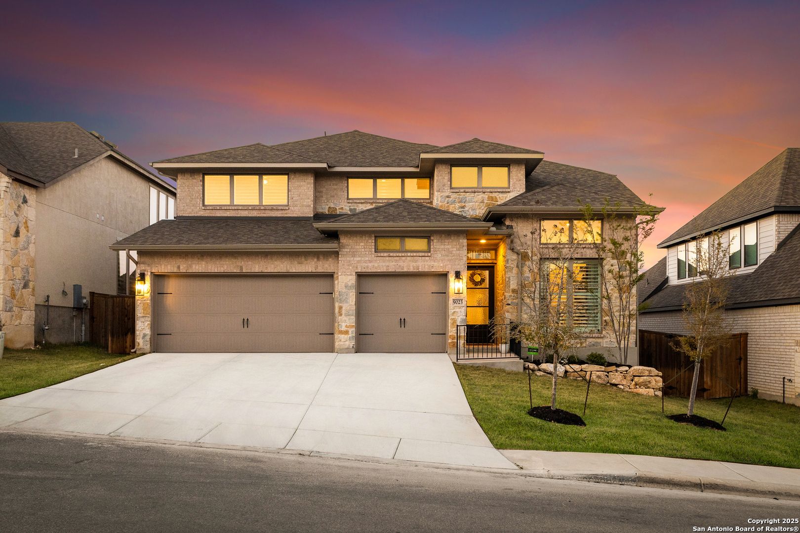 9023 Raven Pointe