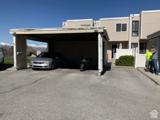 5196 S Gravenstein W