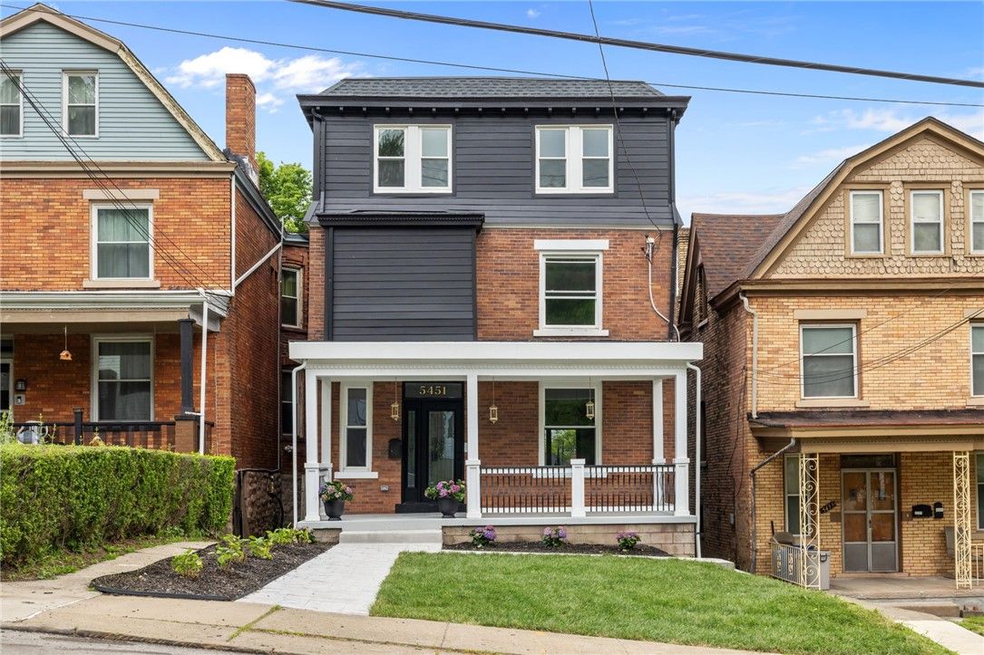 5451 Black Street
