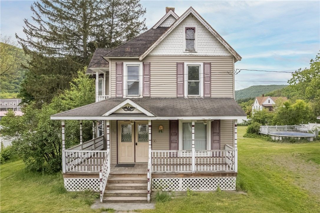 39 Middle Street