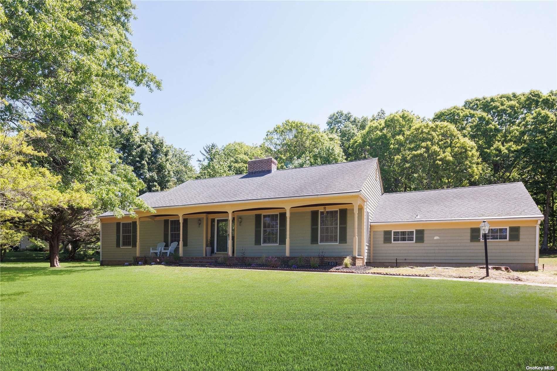 605 Topsail Lane