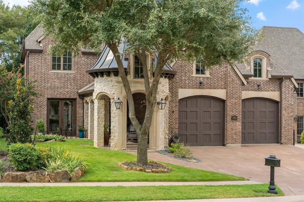 6313 Avalon Woods Drive
