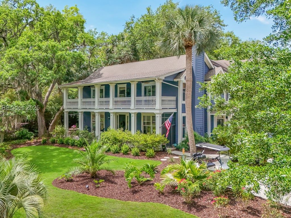 1 Crosstree Drive