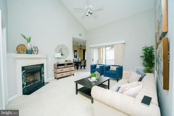 Avenshire Fairfax Va Homes For Sale Real Estate Neighborhoods Com