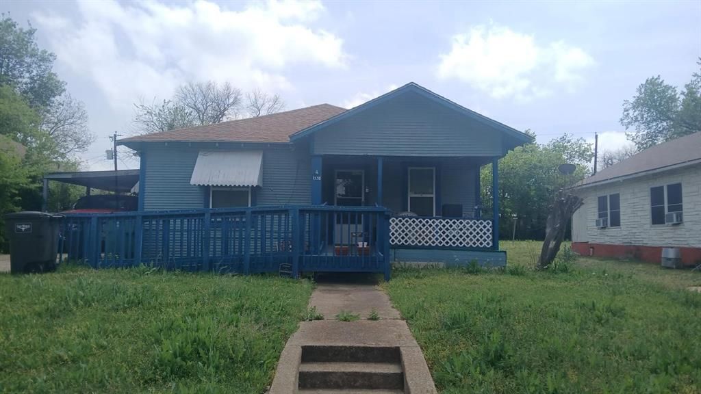 1038 E Maddox Avenue