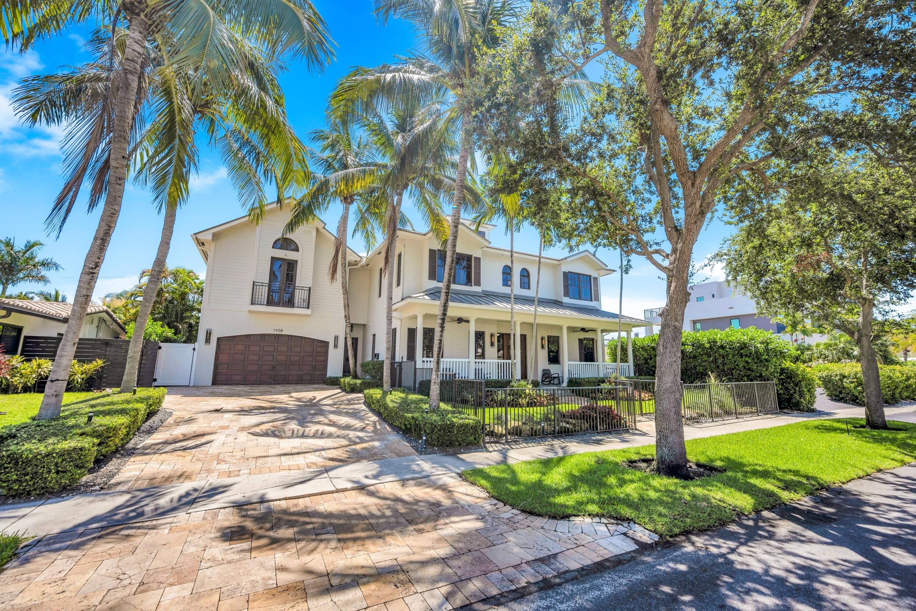 1958 Harbourview Drive
