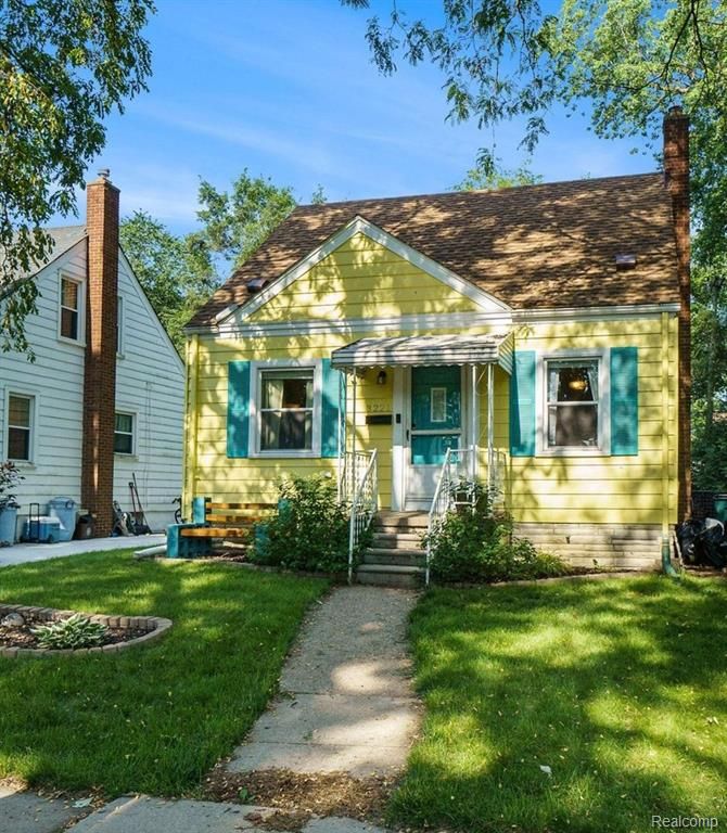 3221 Edgeworth Street