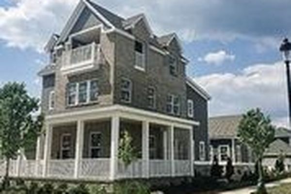 Edgewater At Oakmont Oakmont Pa Homes For Sale Real Estate Neighborhoods Com
