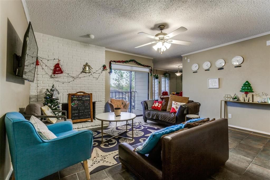 15151 Berry Trail 206