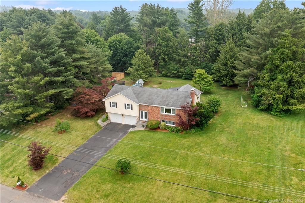 132 Craigemore Circle