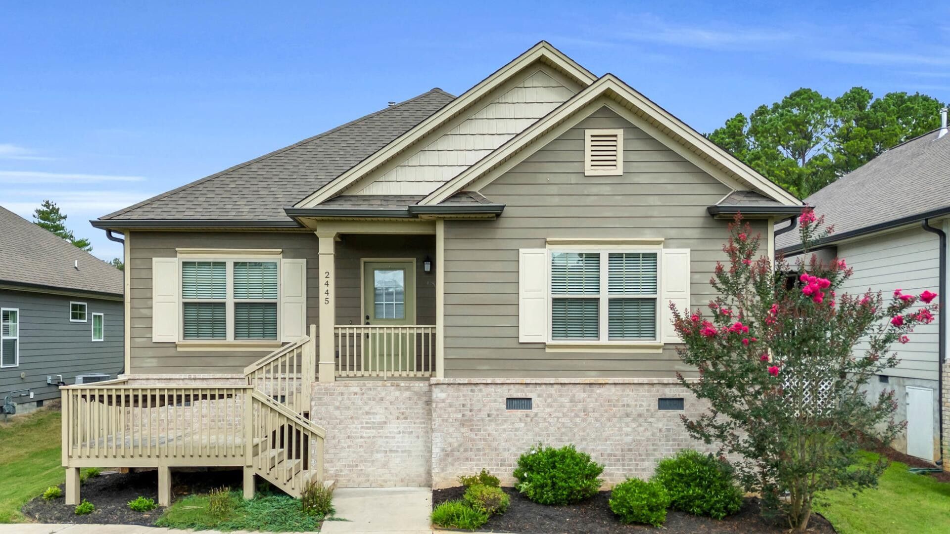 2445 Inverness Drive Nw