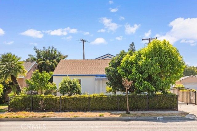 1007 S Del Mar