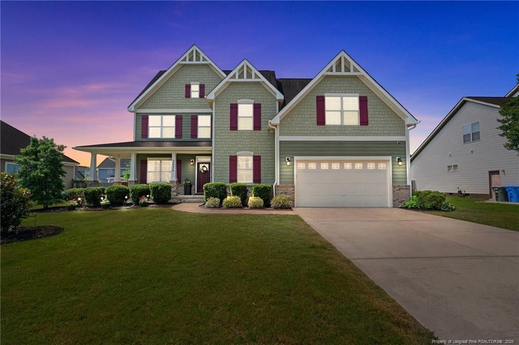 3024 Eagle Crest Lane