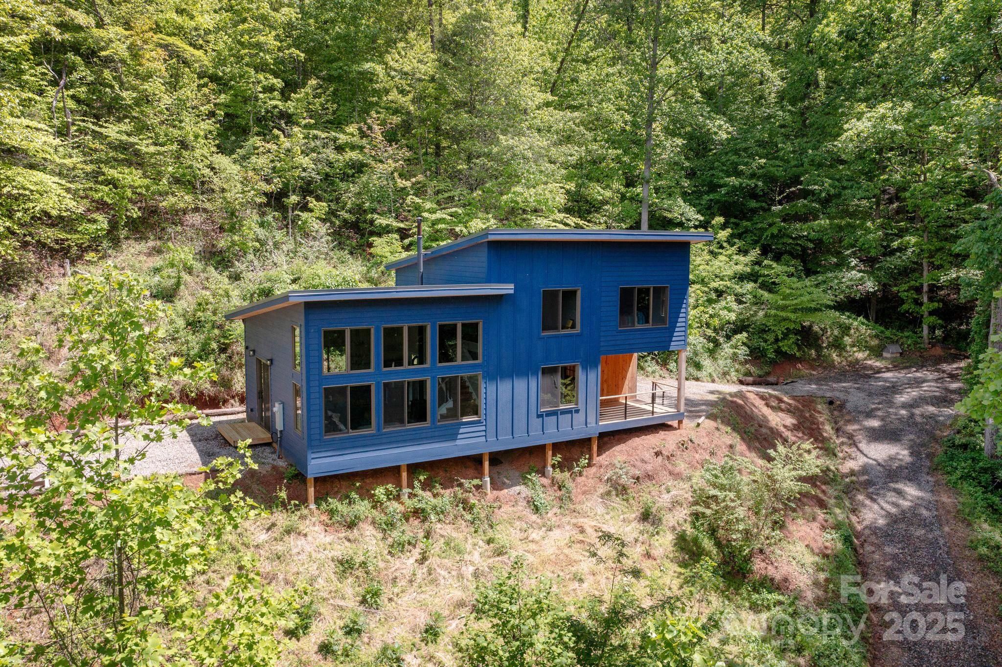 83 Mount Airy Road