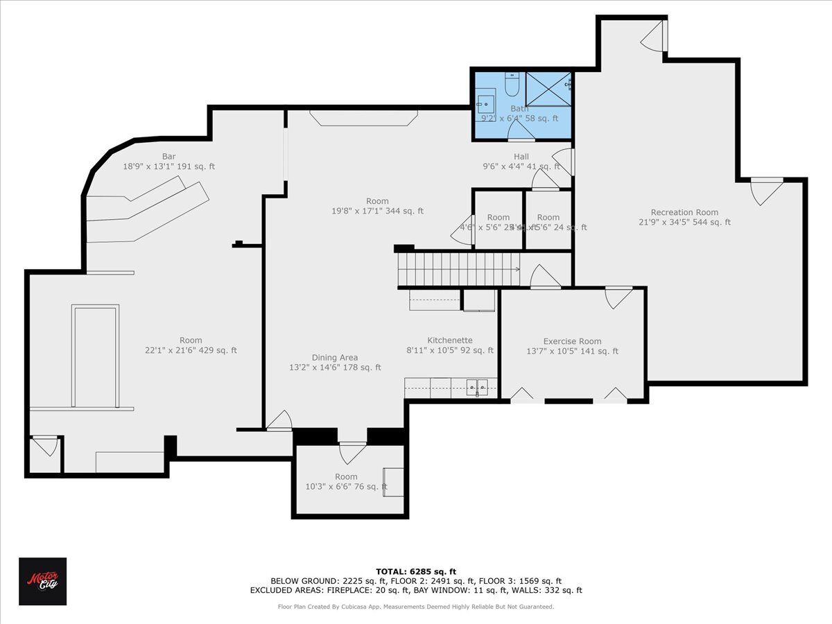 18401 Fox Hollow Court