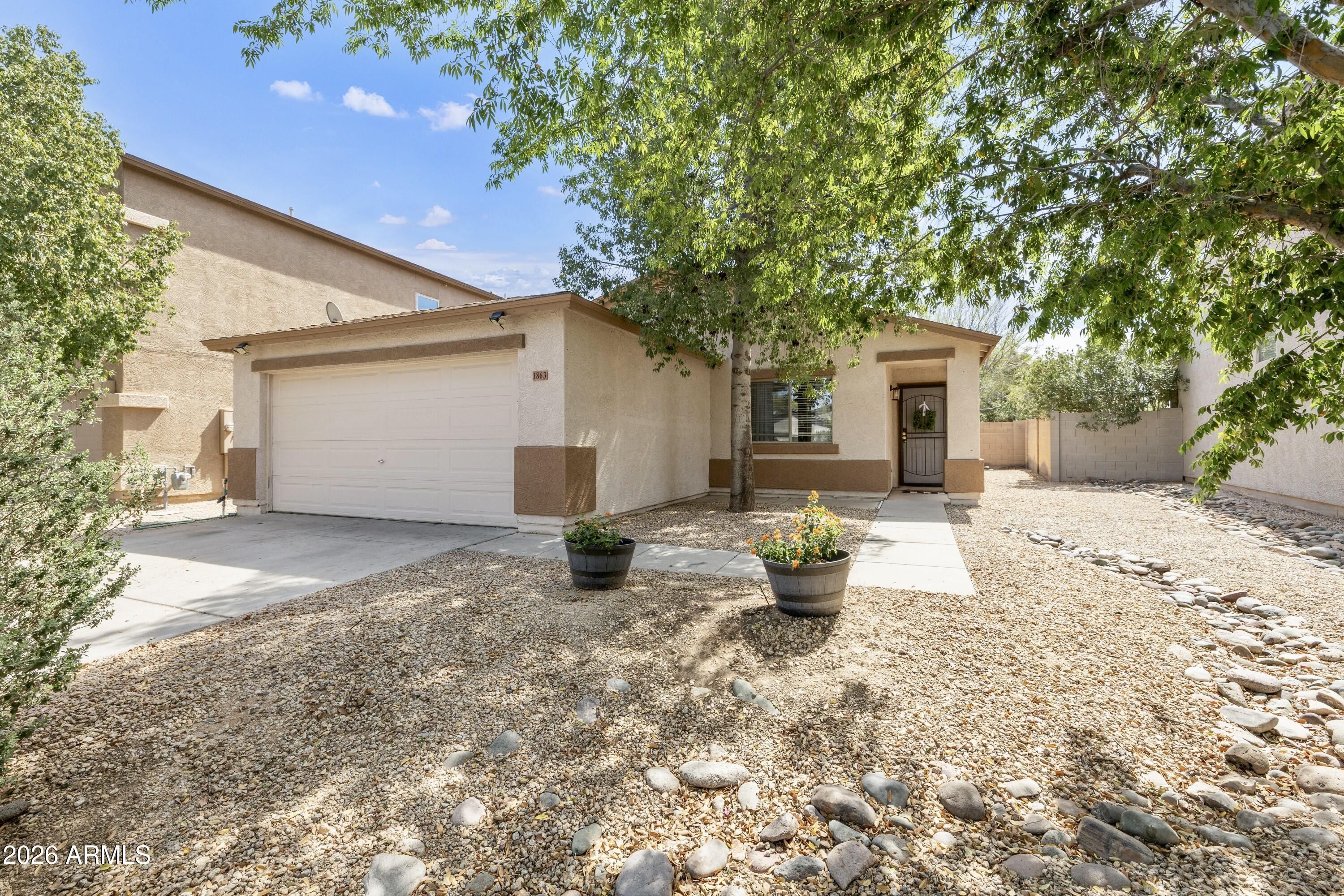 1863 E Cowboy Cove Trail