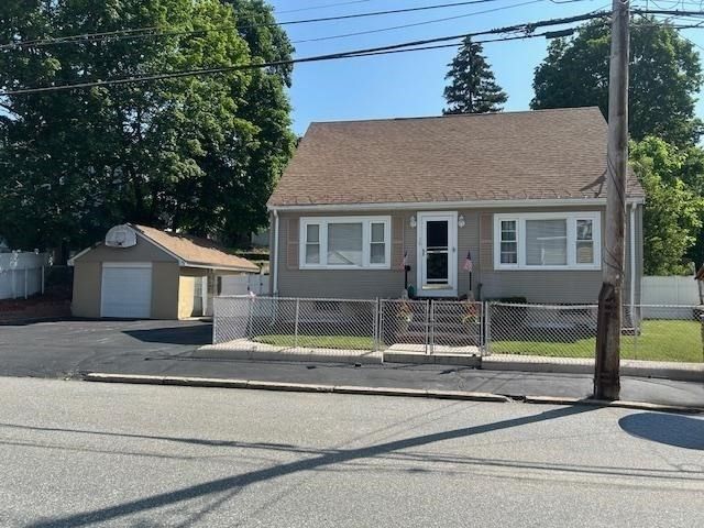 10 Garfield Ave