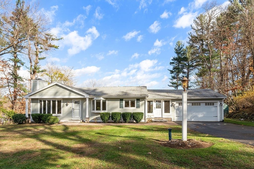 25 Chandler Circle