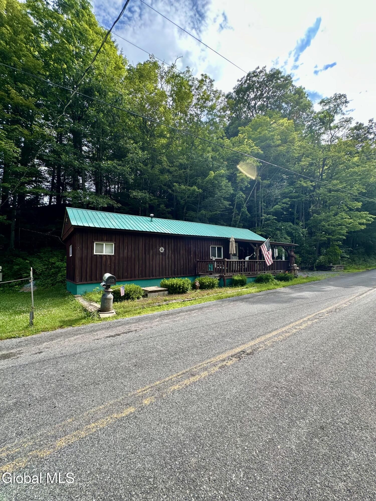 1166 Hauverville Road