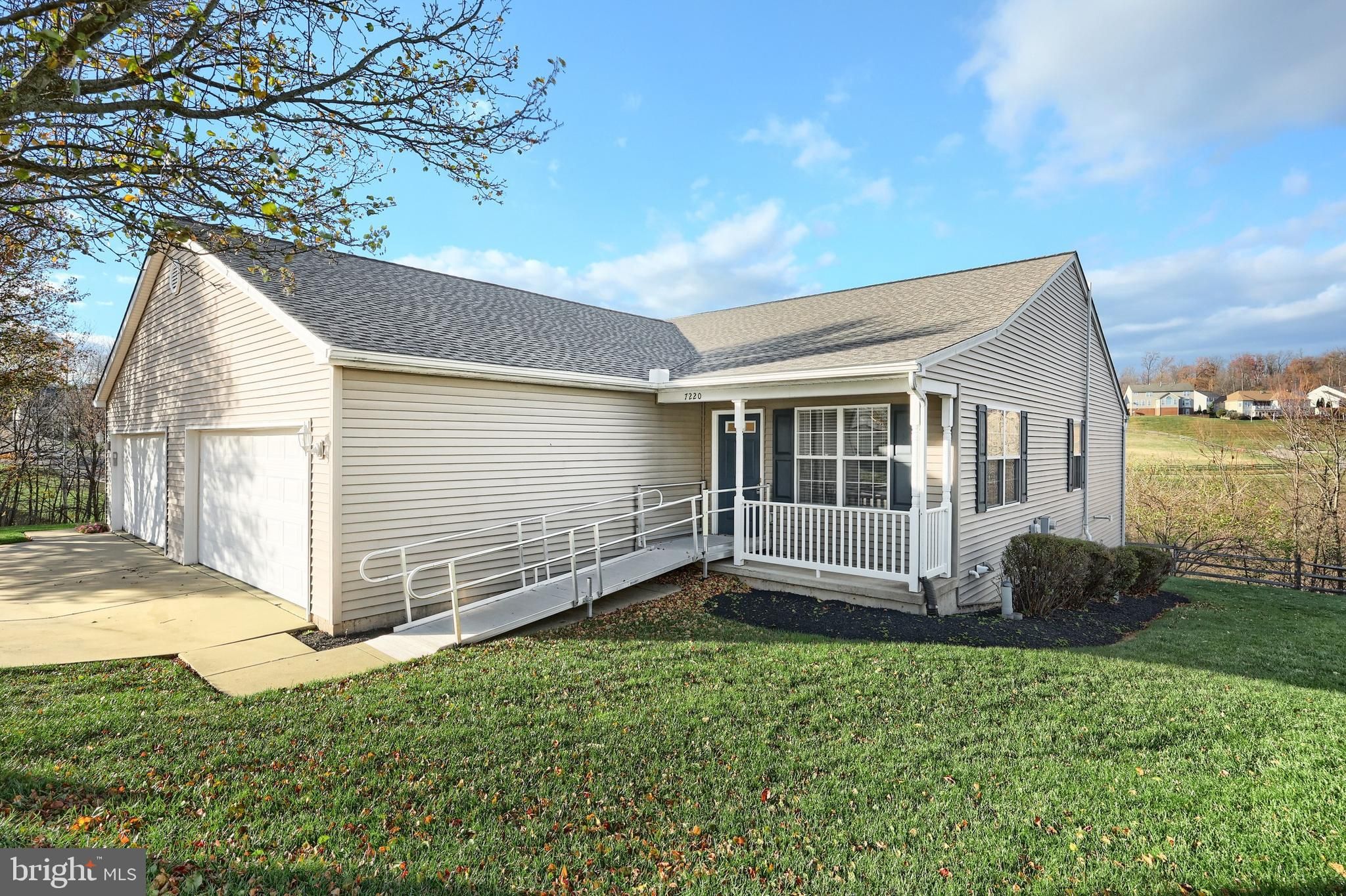 7220 Seneca Ridge Drive