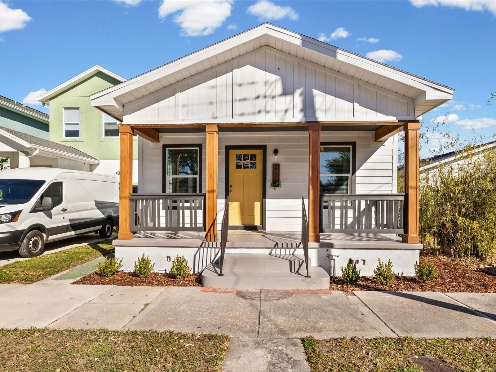 2107 W Cherry Street