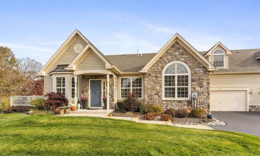 The Villas at Linfield