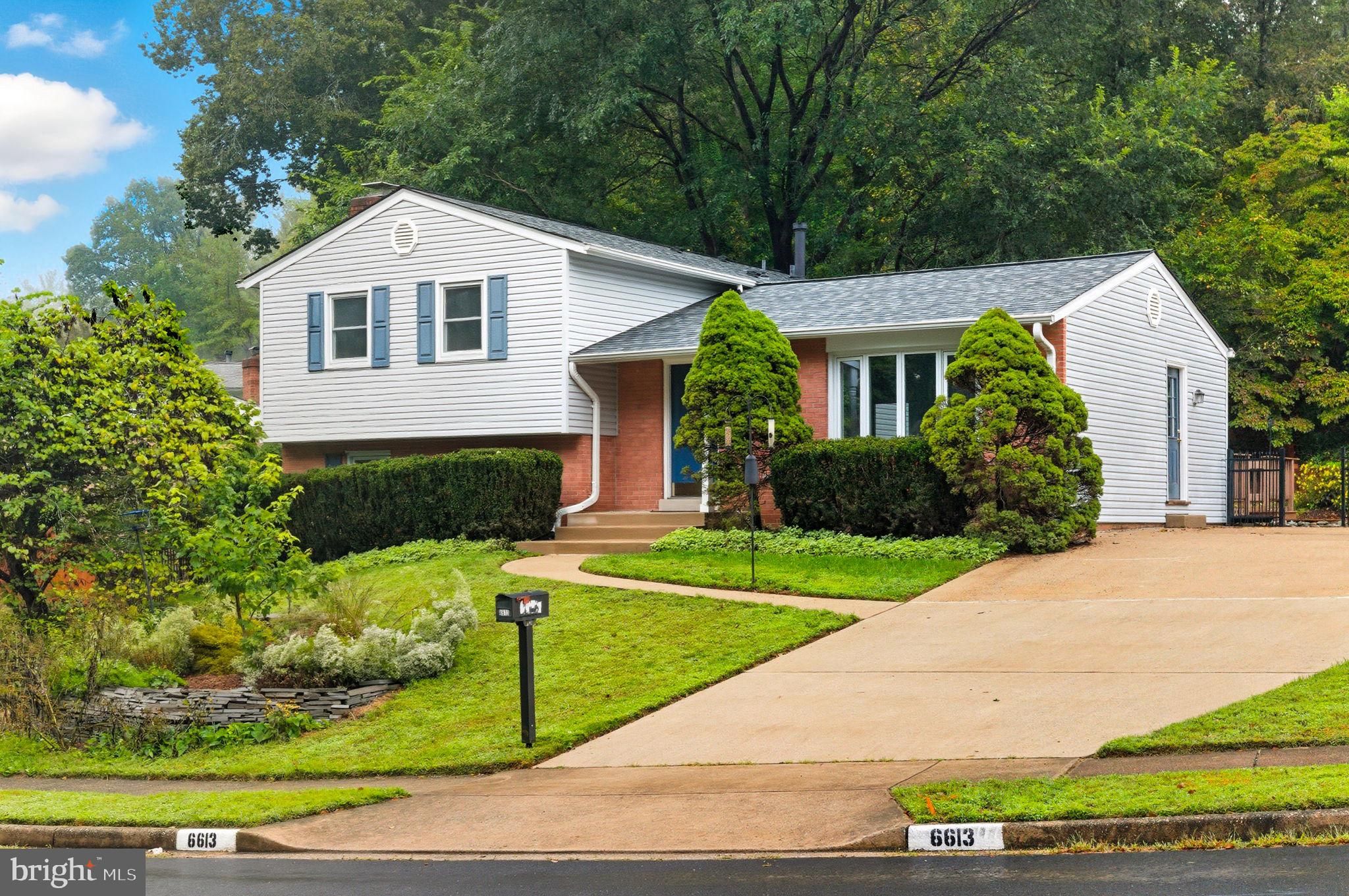 6613 Holford Lane