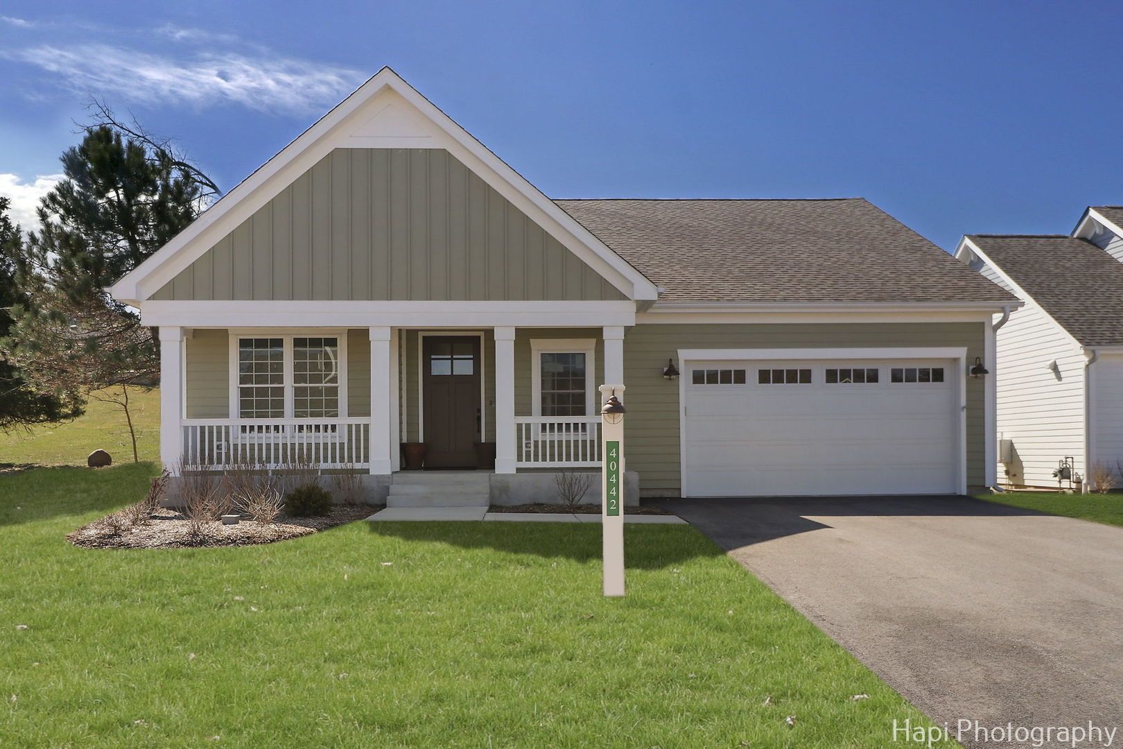 40442 N South Newport Drive