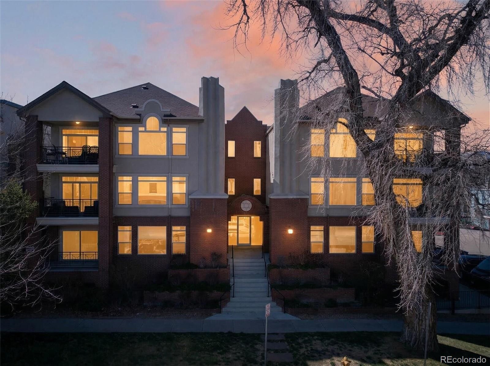 1735 N Ogden Street 203