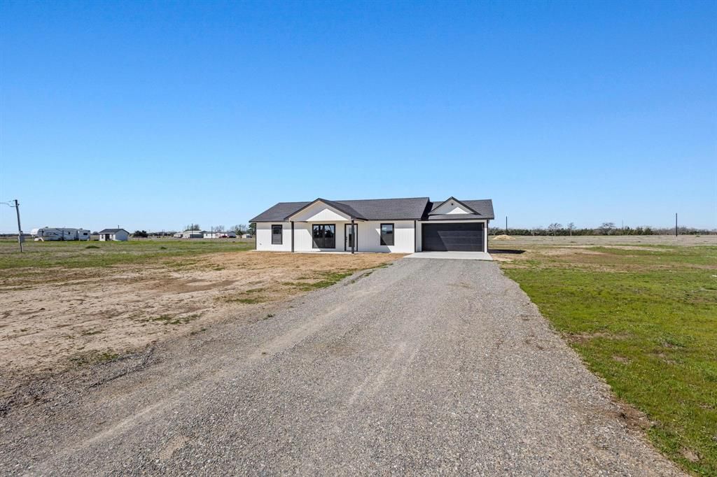 9 Private Road 33084