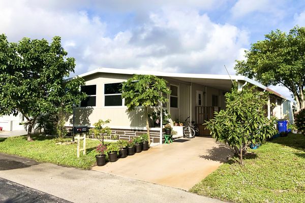 Tidewater Estates Deerfield Beach Fl Homes For Sale Real Estate Neighborhoods Com