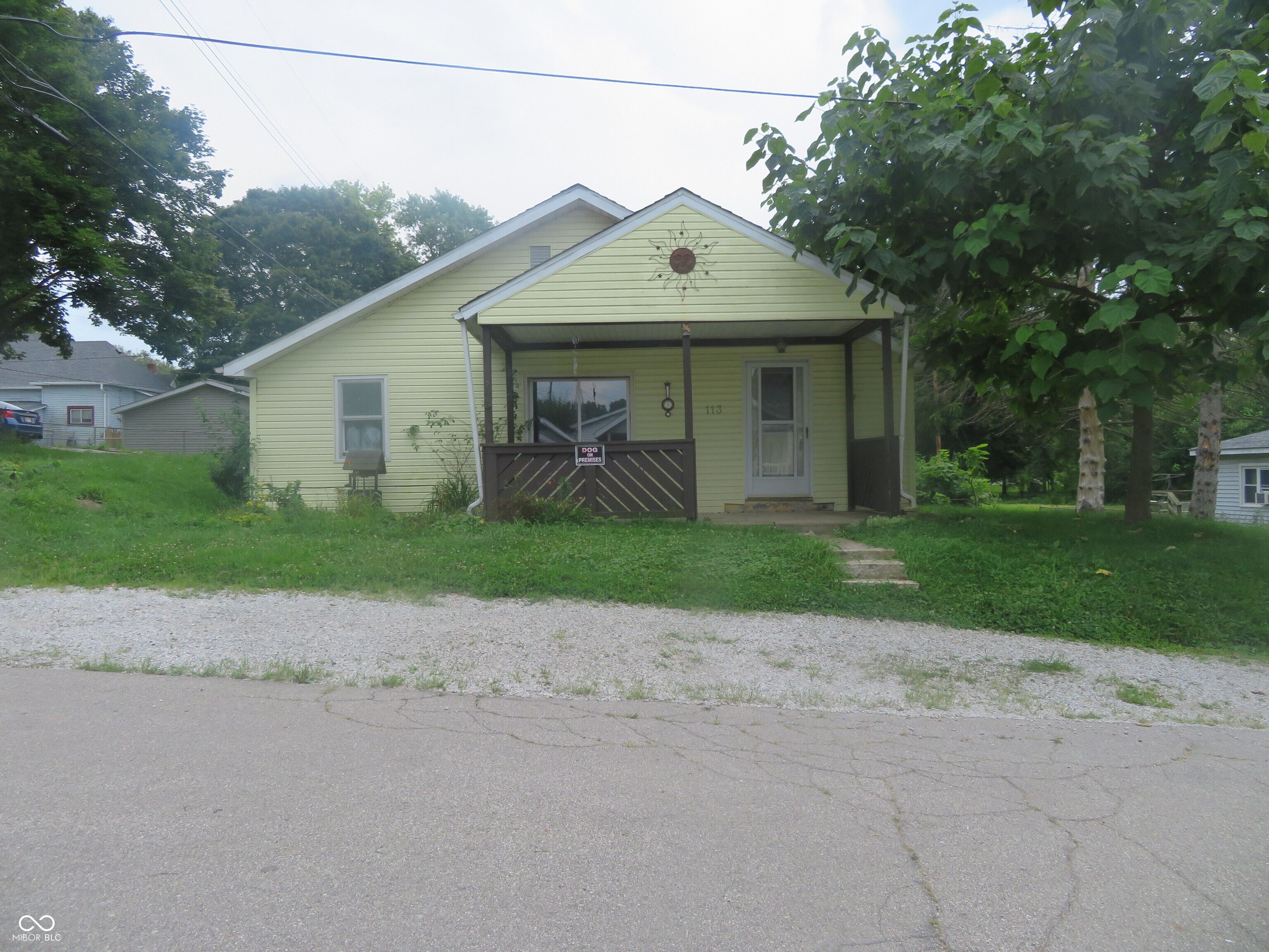 113 W 4th Street