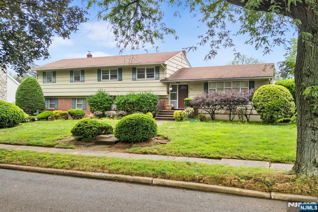 204 Tryon Place