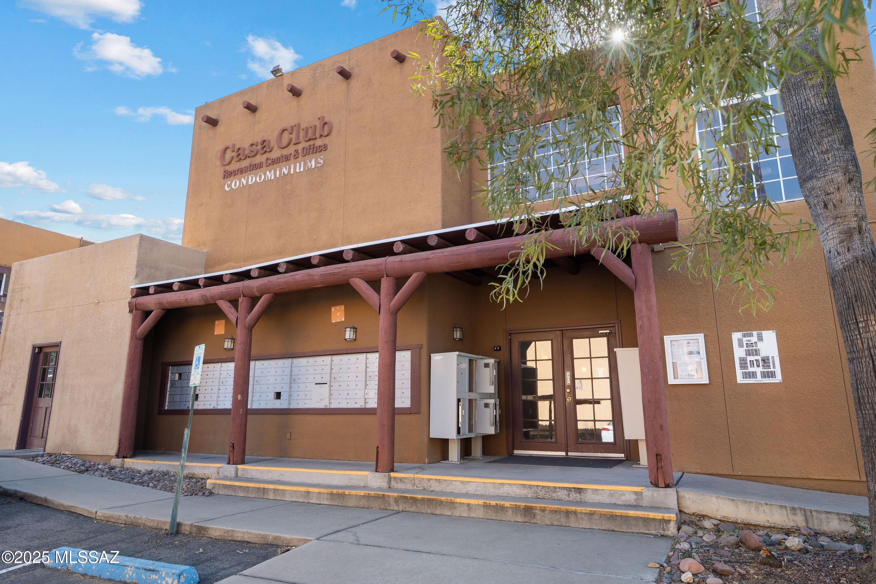 1810 E Blacklidge Drive APT 911