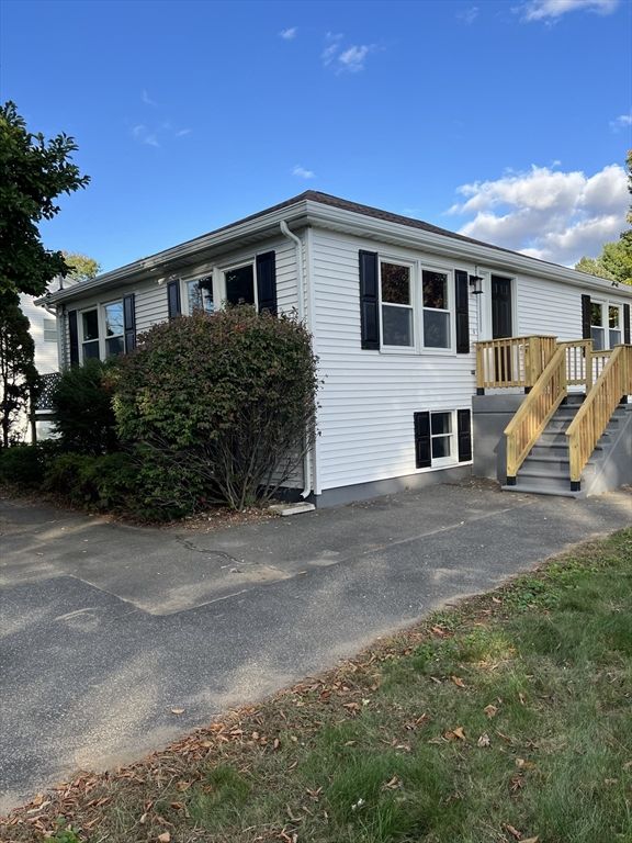 31 Bristol Street, Westfield, 01085, Massachusetts Westfield