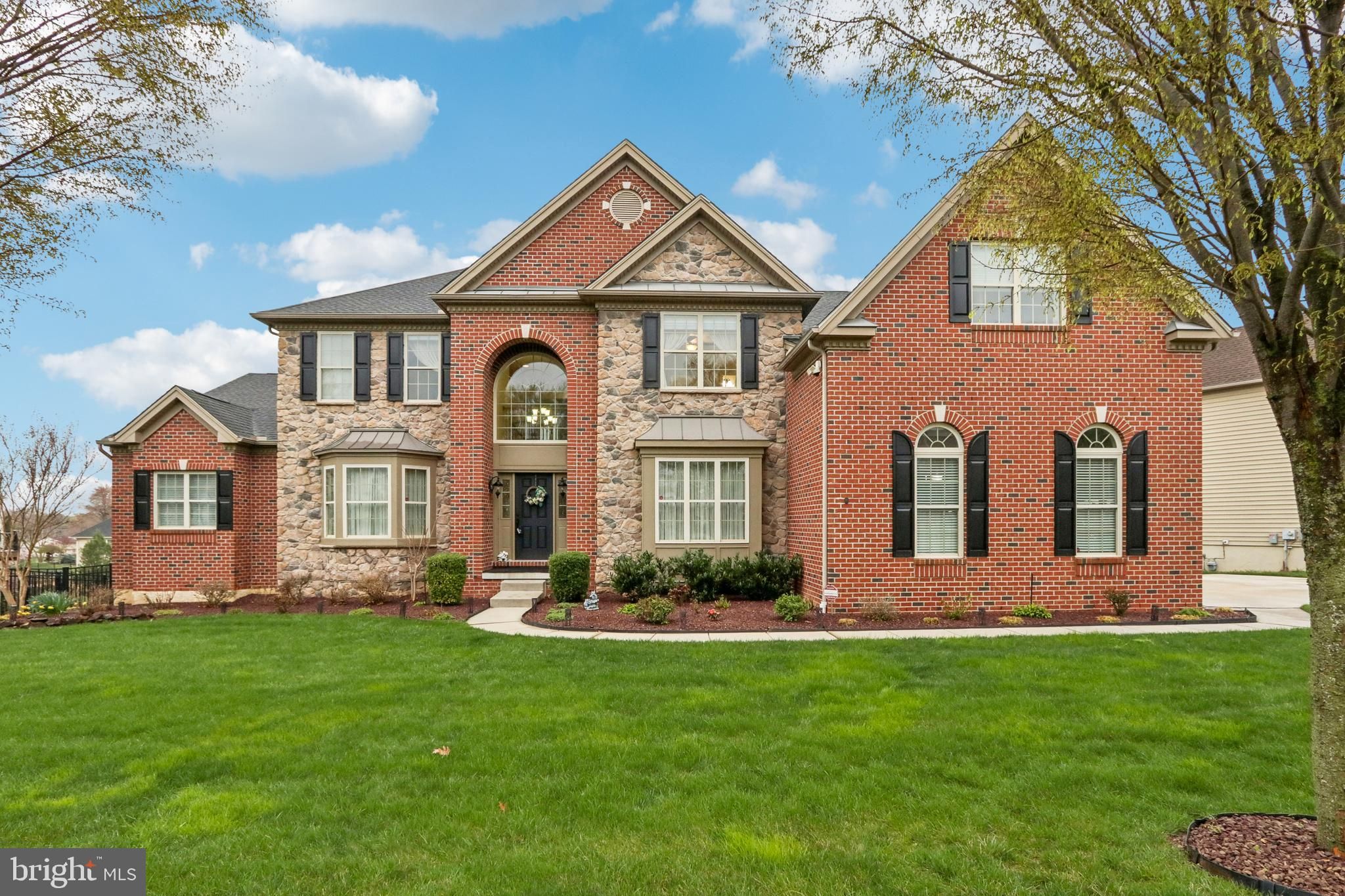 407 Arcadia Way