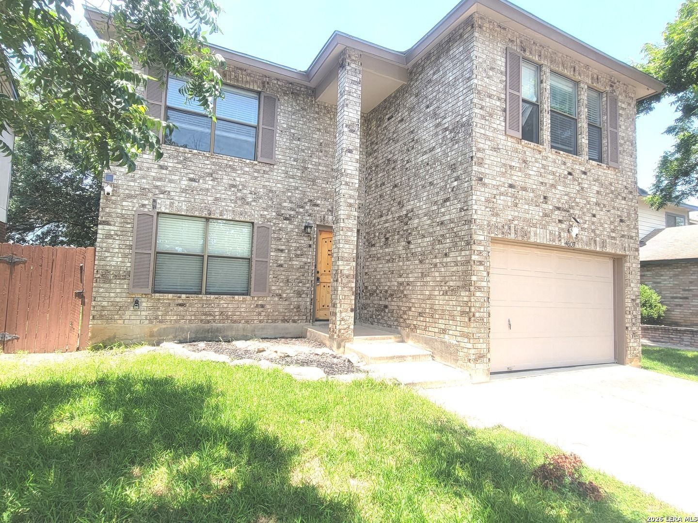 4607 Camas