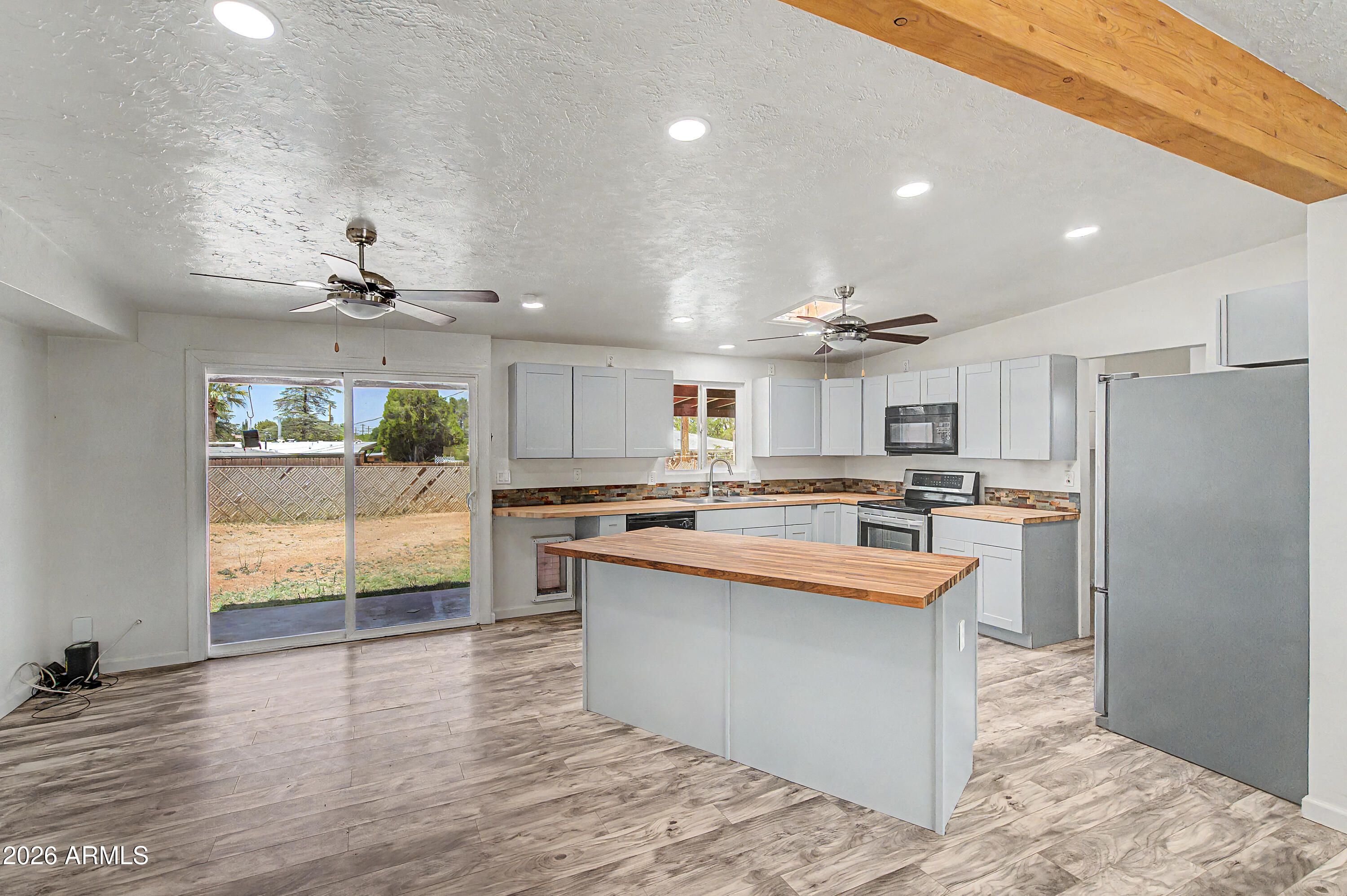 1499 Cushman Drive