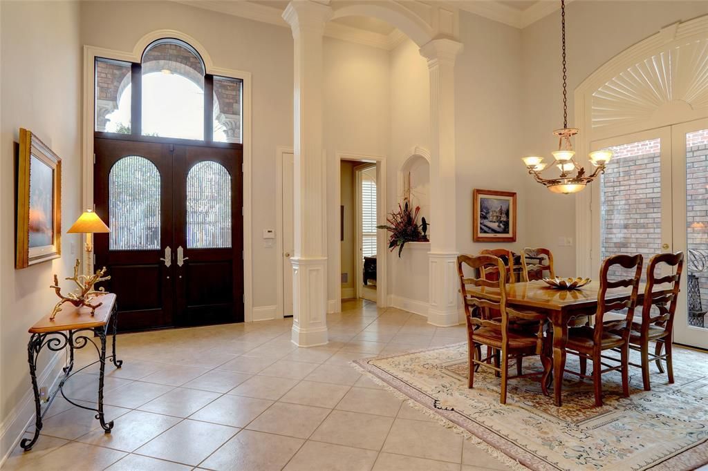 5823 Coolwater Cove