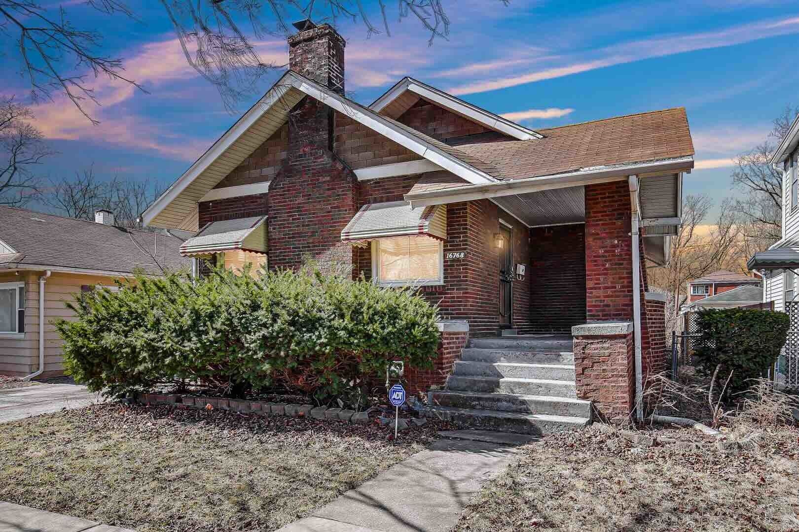 16768 Bulger Avenue