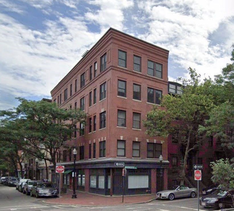 486 Shawmut Ave 1