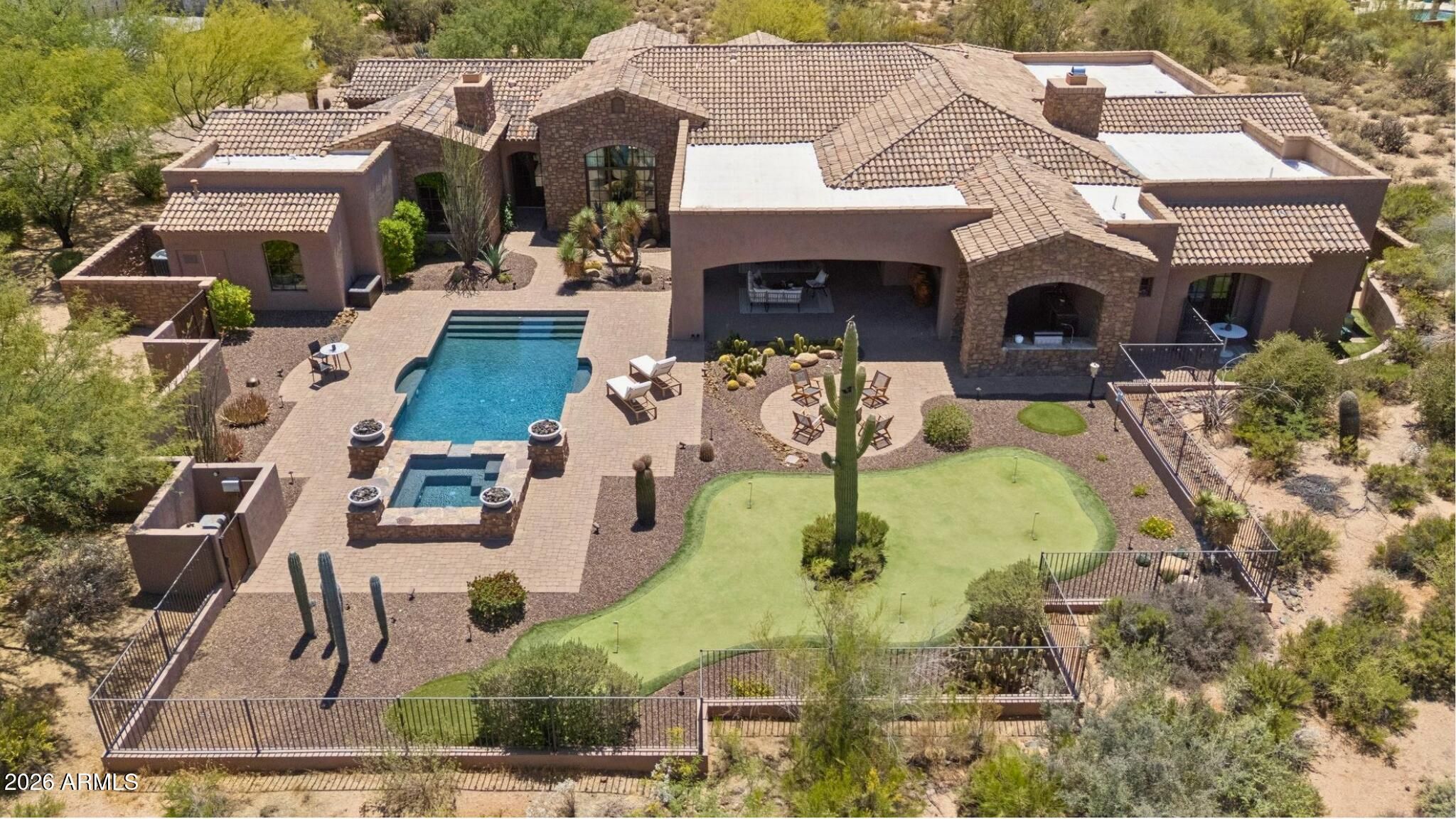 7502 E Whisper Rock Trail
