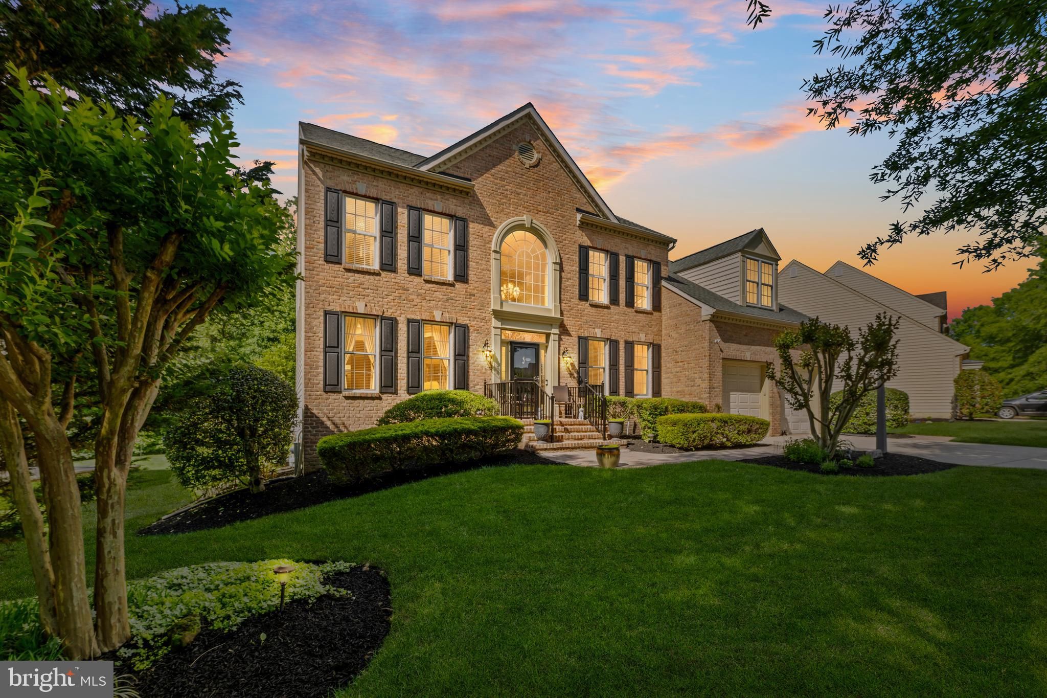 1325 Bluegrass Way