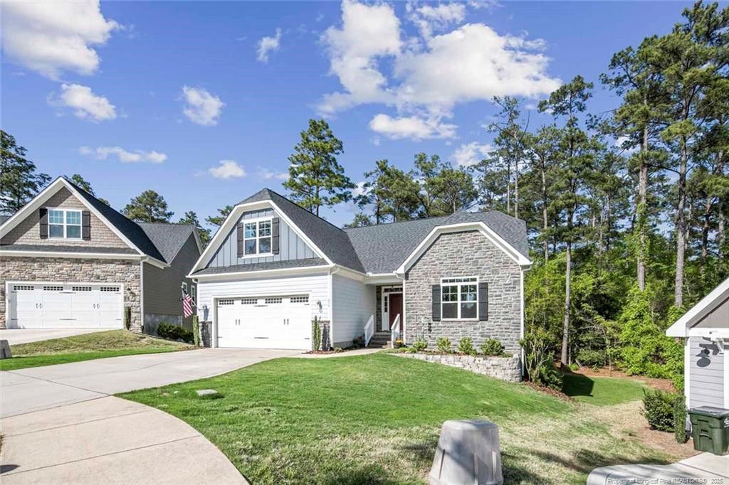216 Sundew Court