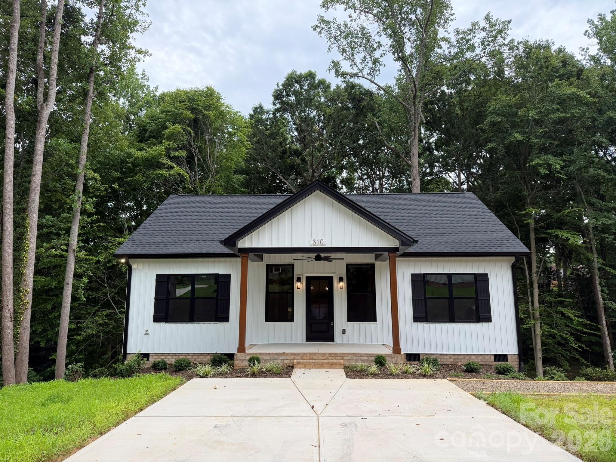 310 Willow Street