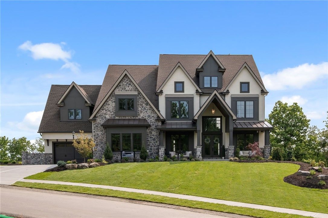 1002 Sonoma Drive