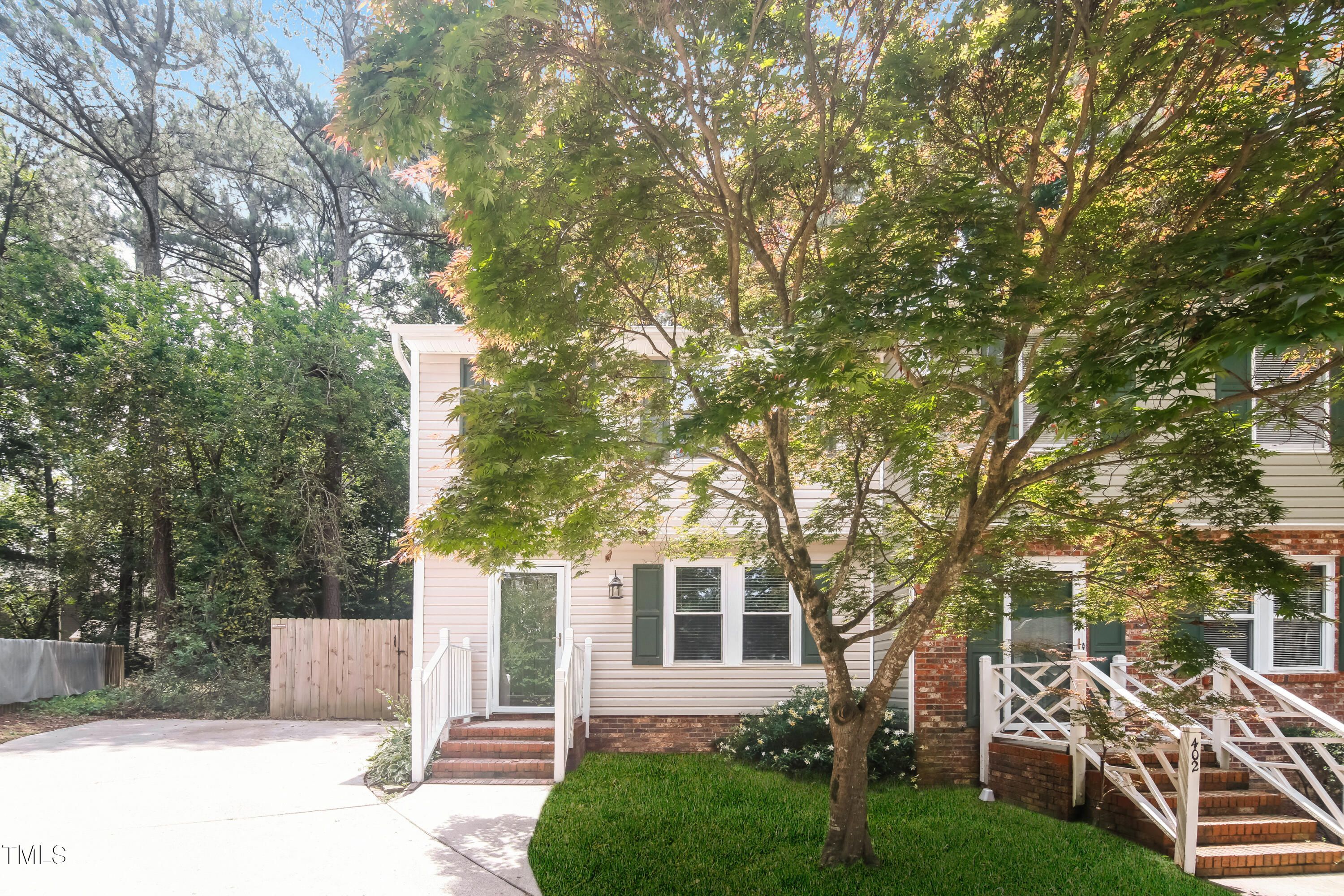 404 Shannonford Court