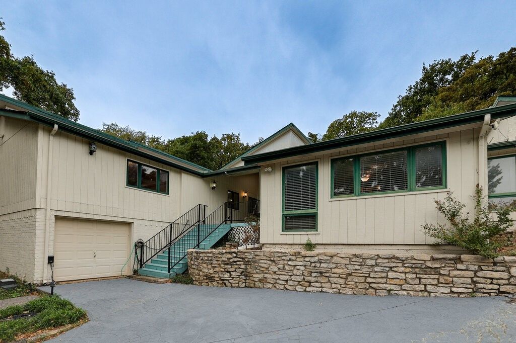 1405 Blackhill Court